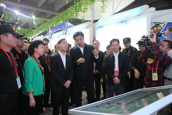 圖片說明